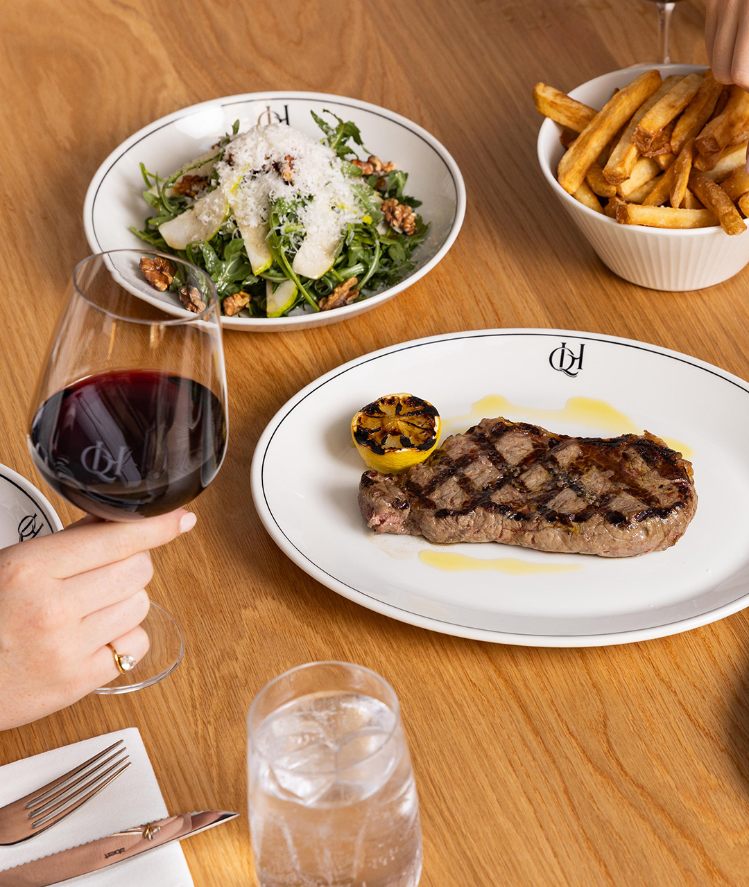 The-Queenscliff-Hotel_The-Conservatory-_Steak-Portrait